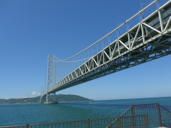 大分・玖珠町で『すずめの戸締り』の聖地を巡る！観光協会が案内する映えスポットデート - 縁結び大学