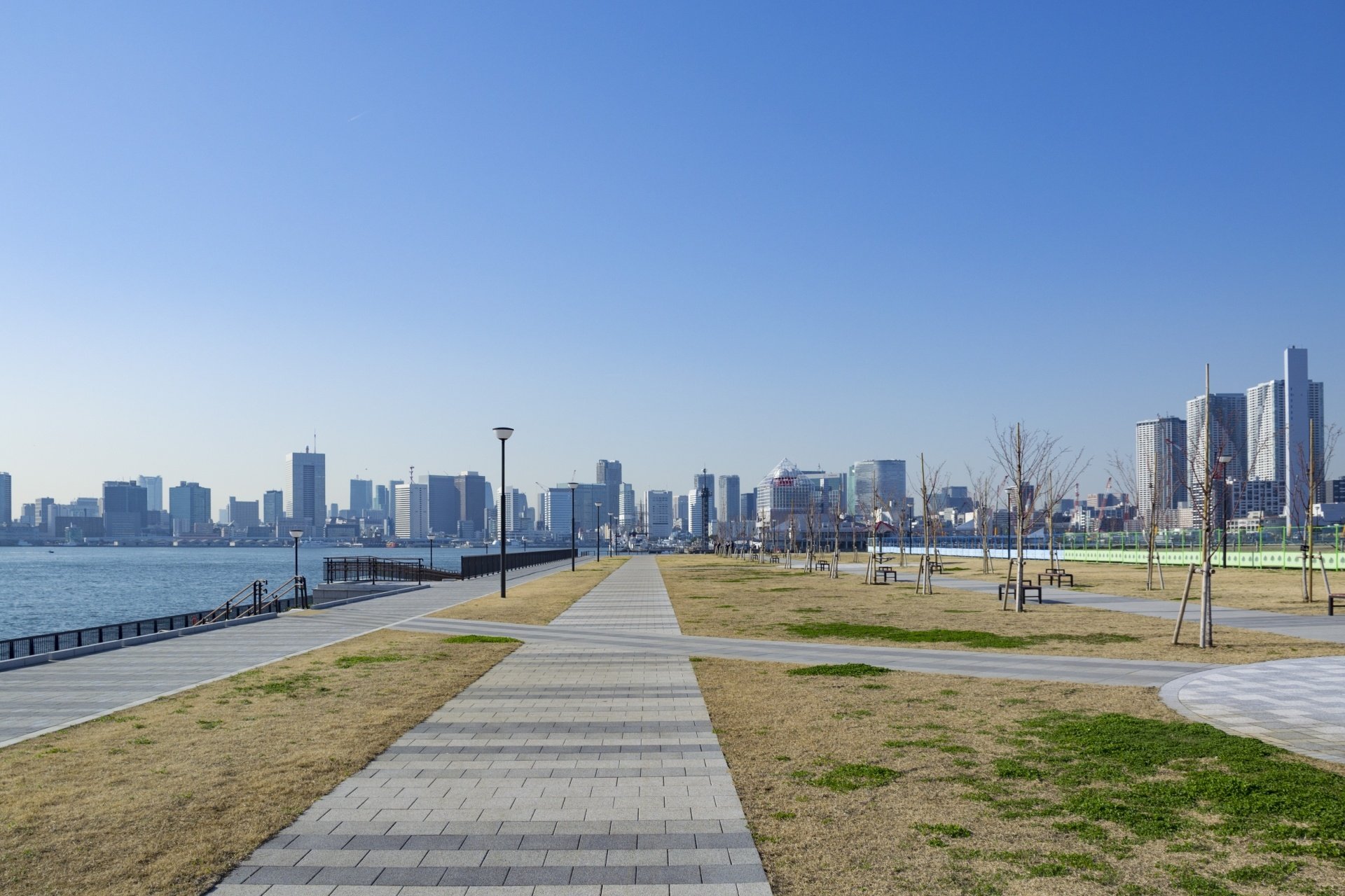 東京都内でピクニックが楽しめる公園14選！ 家族連れにもデートにもおすすめ