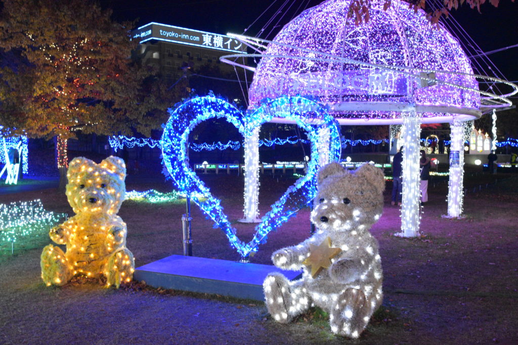 北信越最大規模！今シーズンが最後の「SAKU BLOOMイルミネーション」The Final！ と「北斗の拳」デザインマンホール「旬」の宅配便～佐久っと通信～