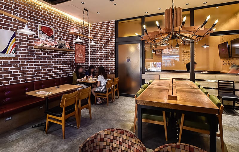 ゆったり 福岡おすすめブックカフェ23選本屋隣接のゴロゴロできるブックカフェで長居して読書しよう