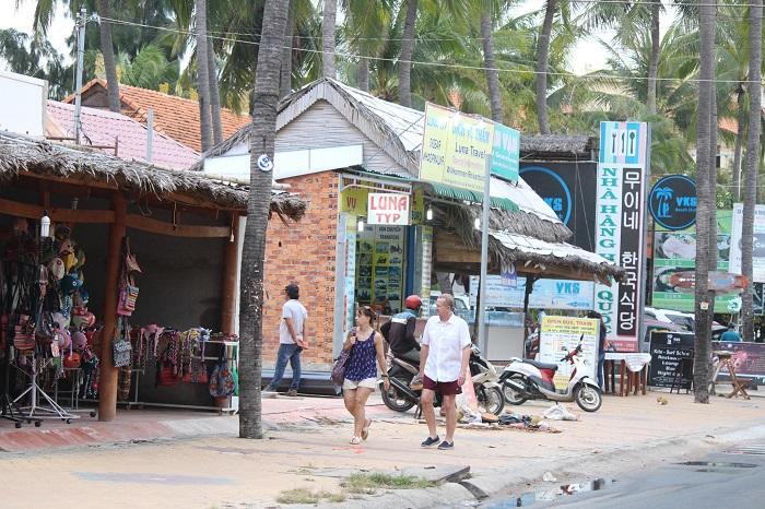 ホーチミンから日帰り可能！まるで砂漠！？ ムイネー の魅力と絶対に外せない観光スポットを3選ご紹介します。日本語ガイド日帰り現地発ツアーもご予約可能です！ベトナム旅行とベトナム情報・アンコールワット旅行とアンコールワット情報