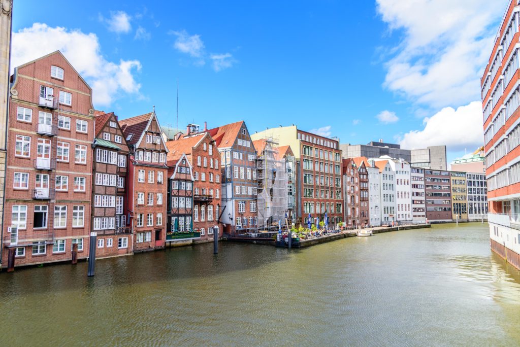 プライベートツアー 港町ハンブルク ウォーキングツアー＜月～土 日本語 ハンブルク発＞ byみゅうドイツ ドイツ地方都市 旅行の観光・オプショナルツアー予約 VELTRA ベルトラ