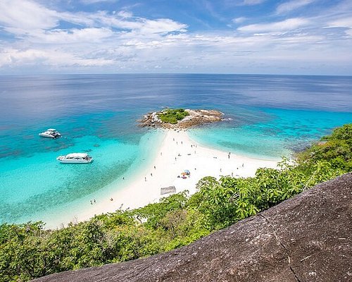 まだまだ青いぞラチャヤイ島！アットプーケット