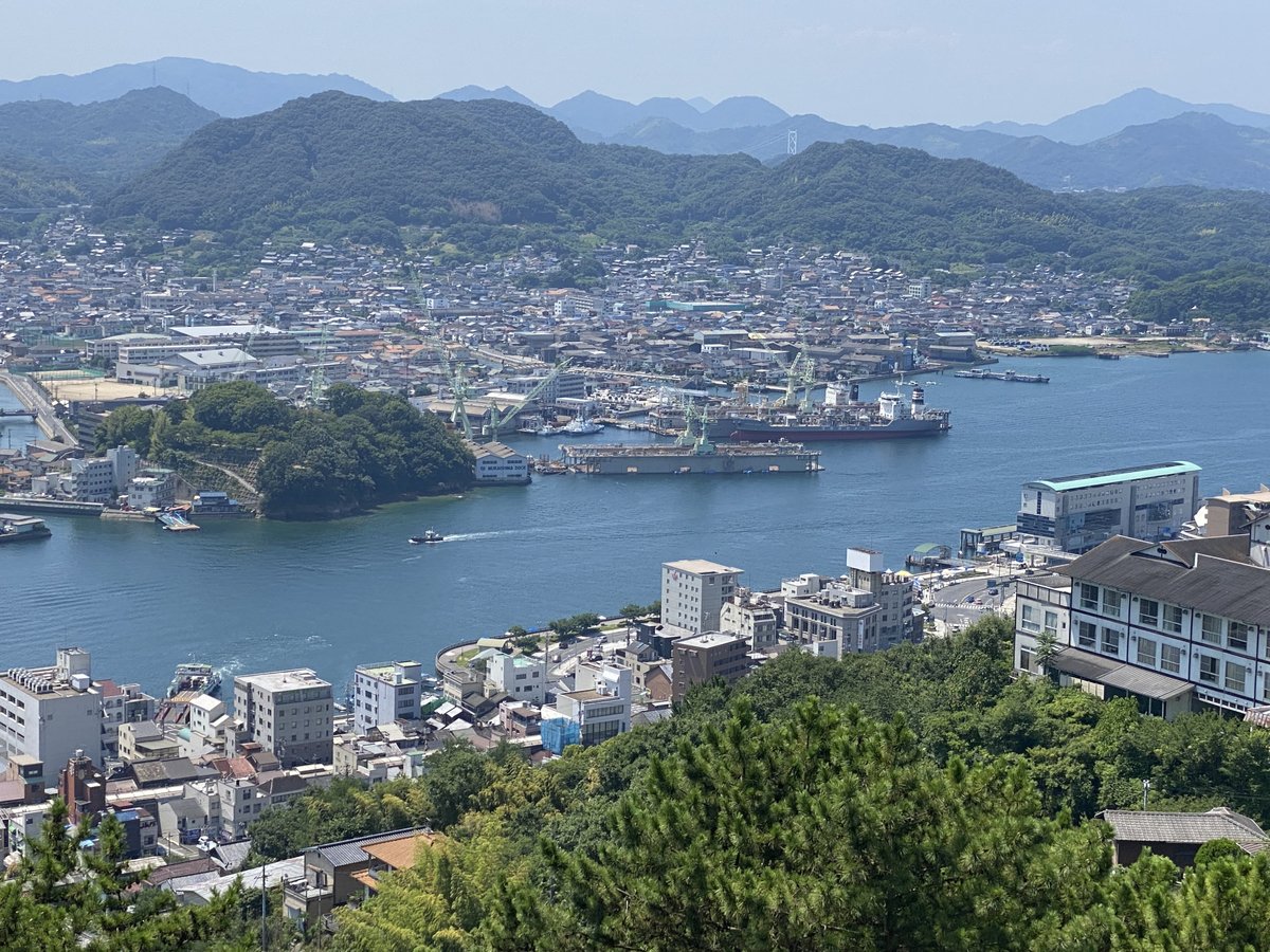 広島 糸崎駅のホームと駅標の写真素材61731337- PIXTA