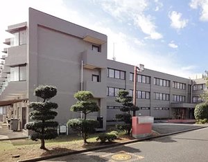 ↓水遊びについて↓, @yuka_odekake15 👈フォローはココから❤️, 今日ご紹介するのは , Anker フロンタウン生田 ふれあい広場, 水遊びは、4 26 金 開始だそうです！, ここ、川崎市でも珍しいインクルーシブ遊具のある公園！,フットサル場の敷地内なので、開放的で気持ち良いのもポイント😆, カフェや芝生もあるのでぜひピクニックにも利用してみてね！,