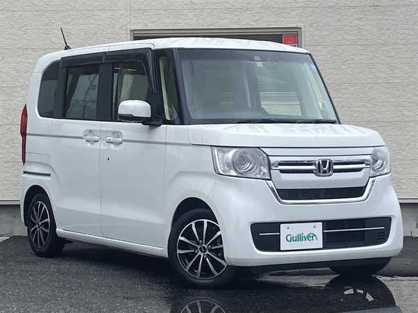 おすすめする人気の四角い車を紹介！メリットも併せて解説カーナレッジ