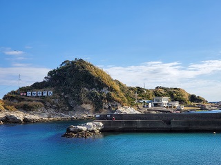 離れ小島の灯台 – 富津っ子