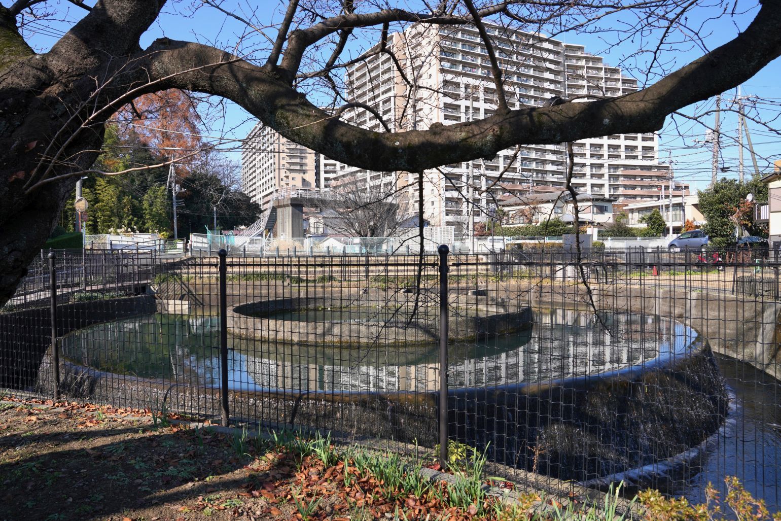 二ヶ領用水久地円筒分水