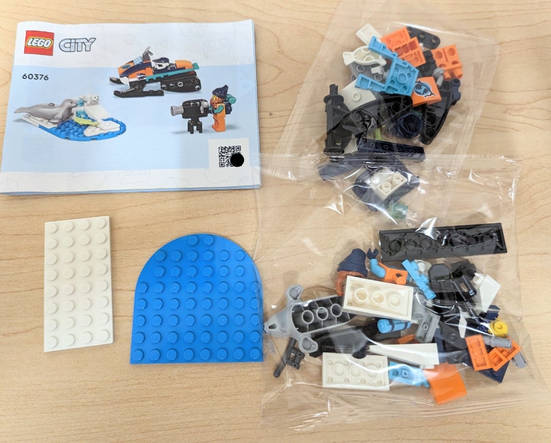 Amazon.co.jp: レゴ LEGOシティ ジャングル探検 オフロードトラック おもちゃ 玩具 誕生日 プレゼント ブロック 知育 男の子女の子 子供 6歳 7歳 8歳 9歳 乗り物 車 ミニカー 60426 : おもちゃ