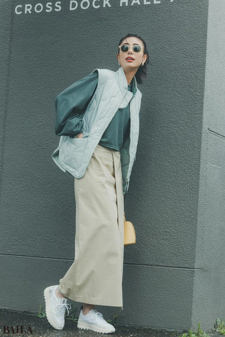 秋のキャンプで女性らしく輝く！レディースコーデで自然時間を特別に演出する10選 - アウトドアファッション専門通販 Trailandtailor