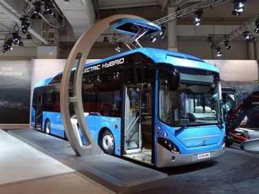 衝撃的なデビュー！ヤシンバスがハノーバーモーターショーで輝く