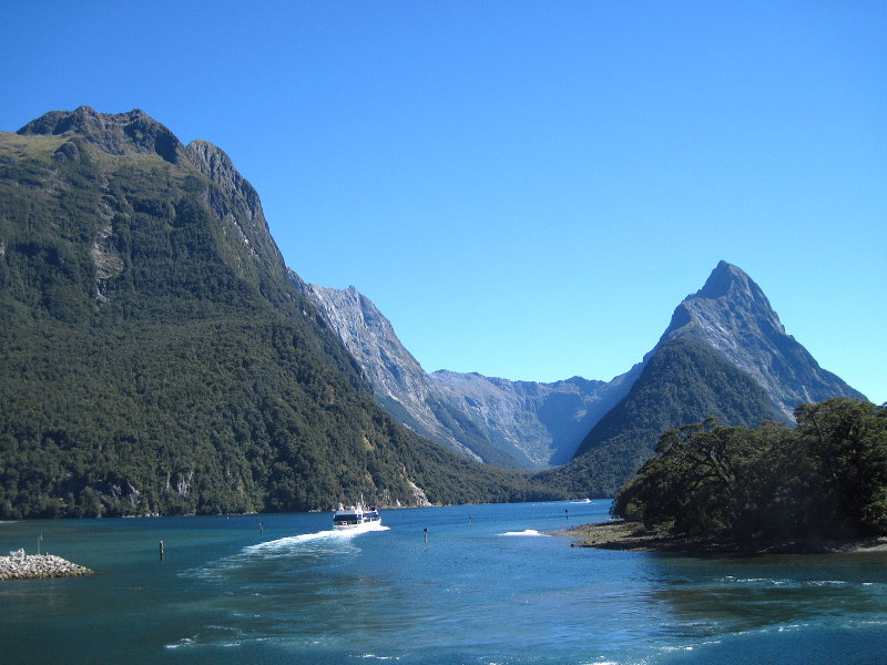 世界遺産ミルフォードサウンドで過ごす贅沢な時間