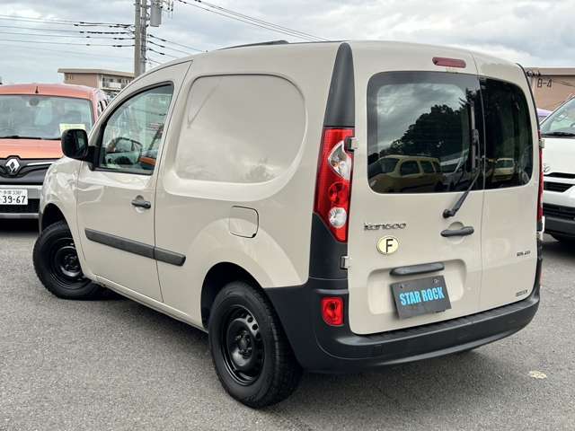 ルノー カングー ベージュ 薄茶色 の中古車一覧中古車検索 - 価格.com