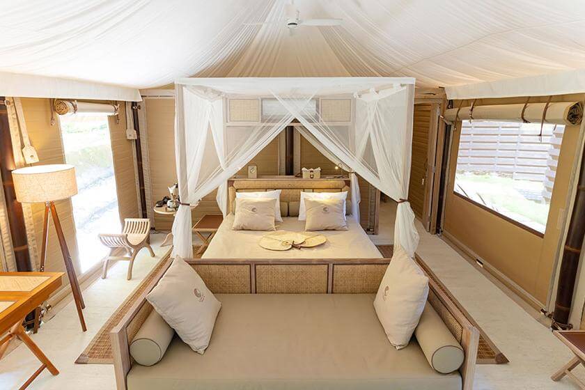 緑と都会性の融合@むつ市代官山公園 代官山と言えば、真っ先に思いつくのは東京都渋谷区のおしゃれエリアかもしれません。 でも、青森県むつ市にも素敵な「代官山」があるんです✨グランピング施設や飲食エリア、さらには雑貨のショップまであり、一日飽きずに過ごせます