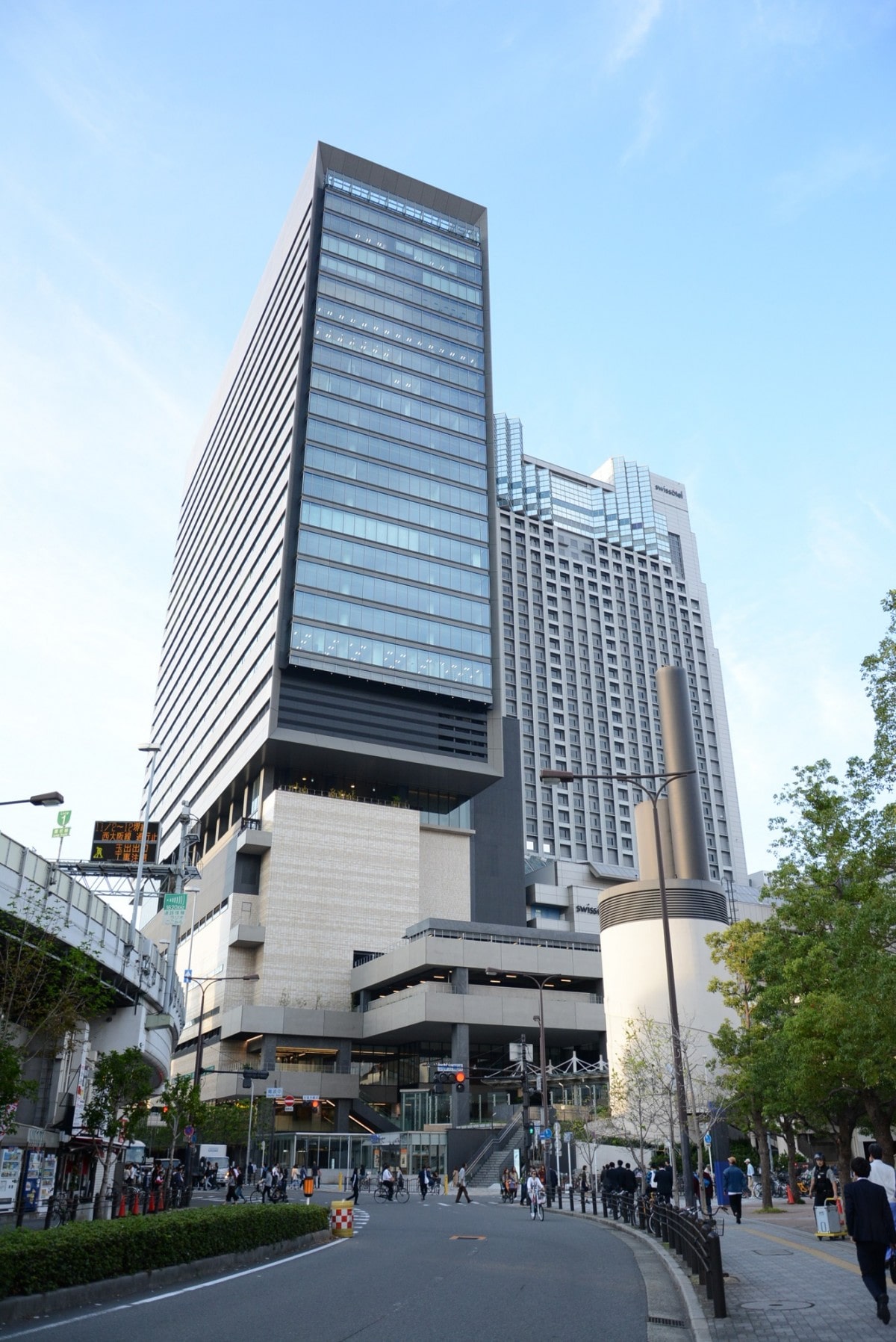 なんばスカイオ