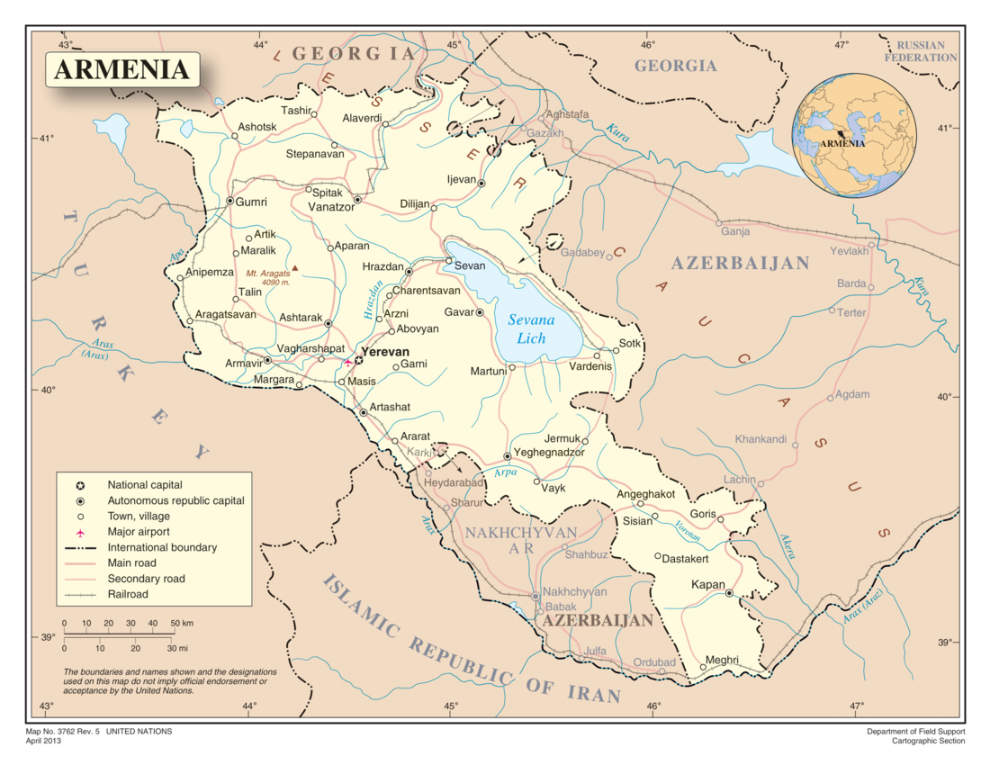 アルメニア個人旅行2024 エレバンからガルニ神殿とゲガルド修道院