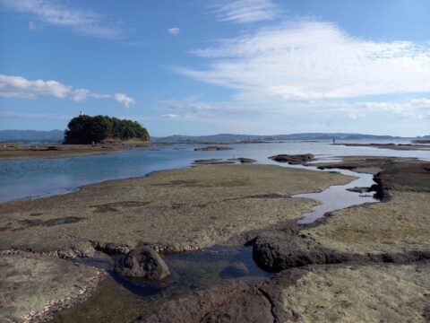 田辺市の天神崎でウユニ塩湖風の写真撮影にチャレンジしてみよう！ - 和歌山観光情報
