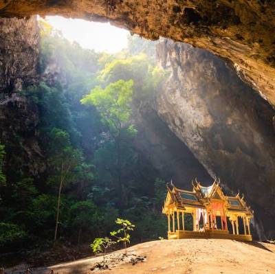 プラヤーナコーン洞窟。バンコクから日帰りでも行けるホアヒン最強パワースポットの魅力。タイ一択