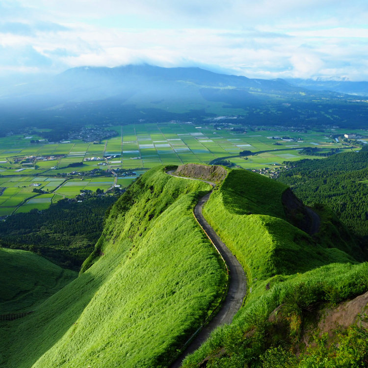 熊本県・阿蘇市「ラピュタの道」 – mybucketマイバケット体験共有SNS