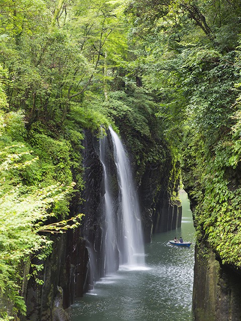 高千穂峡の駐車場・シャトルバス・連休中の混雑具合などミヤザキサイト