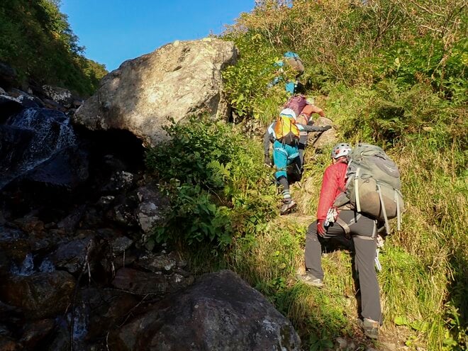 カムイエクウチカウシ山に登ってみた国産アウトドアブランドのファイントラック