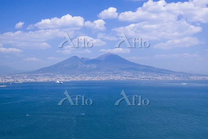 カプリ島１日観光 ナポリ発イタリア旅行専門店トゥッタ・イタリア