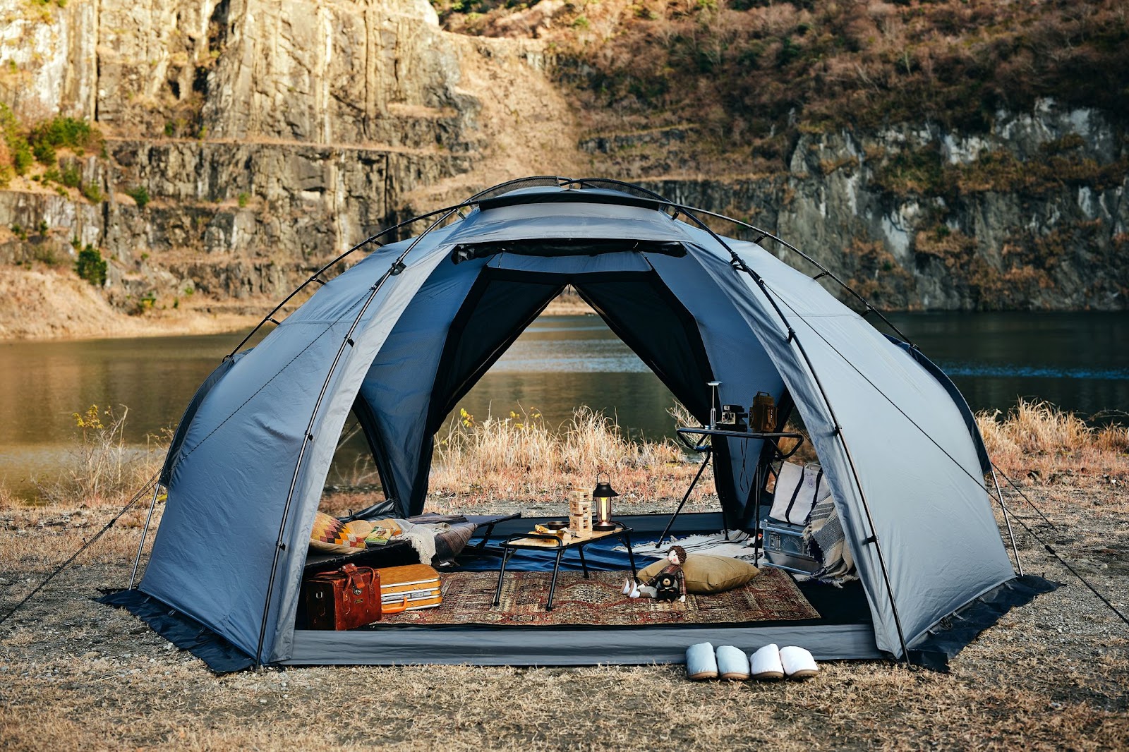 ソロキャンプのレイアウトを楽しむ！ギアの配置とスタイル例 - .HYAKKEI1 2