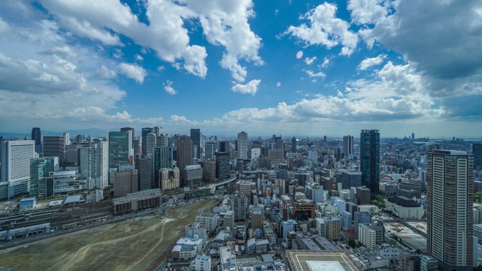 ハルカス・梅田スカイビル どっち行く？大阪旅ライターが魅力解説！育児製品レビュー日記