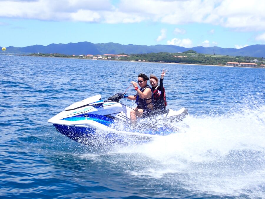 快晴の海で愛車のバイク と一緒にウエディングフォトを』 撮影日：2024年4月14日 りんくうビーチ Asect名古屋本店の撮影レポート Photorait