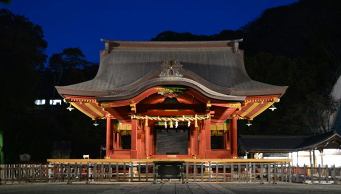 重要文化財鶴岡八幡宮行き方、参拝の詳細案内鎌倉市: 文化遺産見学案内所