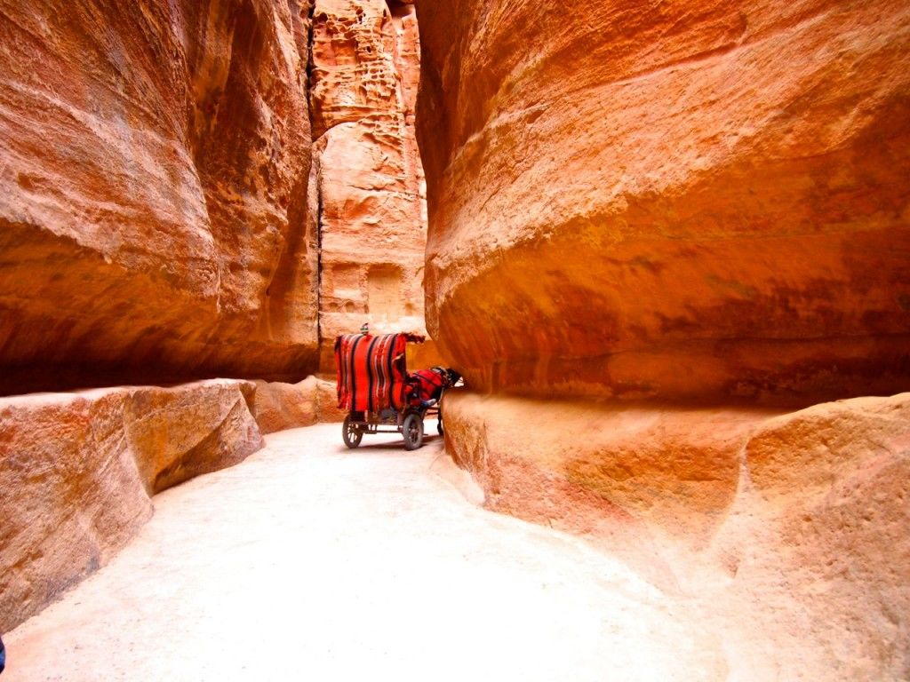 ヨルダン ペトラ遺跡映画「インディ・ジョーンズ」ロケ地観光1日プラン中東子連れ旅行 - とらママLIFE