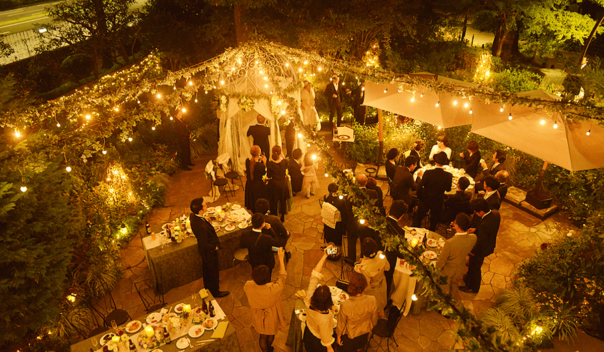 歴史ある建物で永遠の誓いを。フェリーチェガーデン日比谷での結婚式