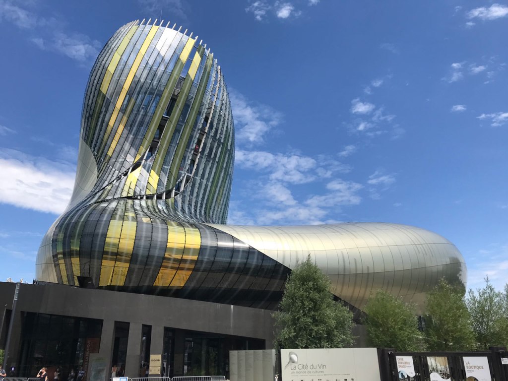 月の港・ボルドーの写真素材 - PIXTA