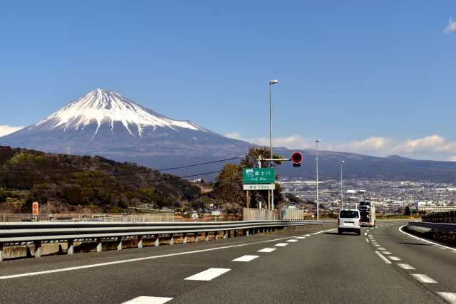 日本のサービスエリア・パーキングエリア一覧道路別- Wikipedia