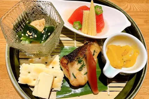 大森「酒とワイン 那由他」土日は昼飲みも！一人飲みにもおすすめの居心地よしの大衆居酒屋せんべろnet