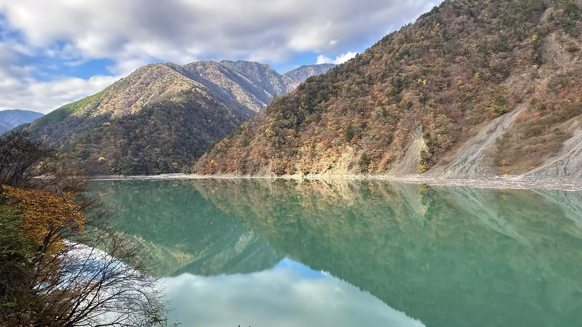 畑薙大吊橋 - 畑薙沼平 - みんなの写真館 - 山と溪谷オンライン