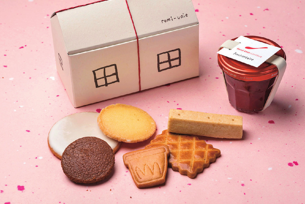 鎌倉食べ歩きグルメ 小町通りで食べ歩き散歩！グルメや貝アクセサリー、若宮大路でのお土産購入品もご紹介☆