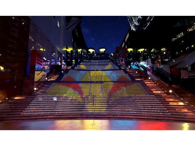 大階段グラフィカルイルミネーションPlus 京都市公式 京都観光Navi