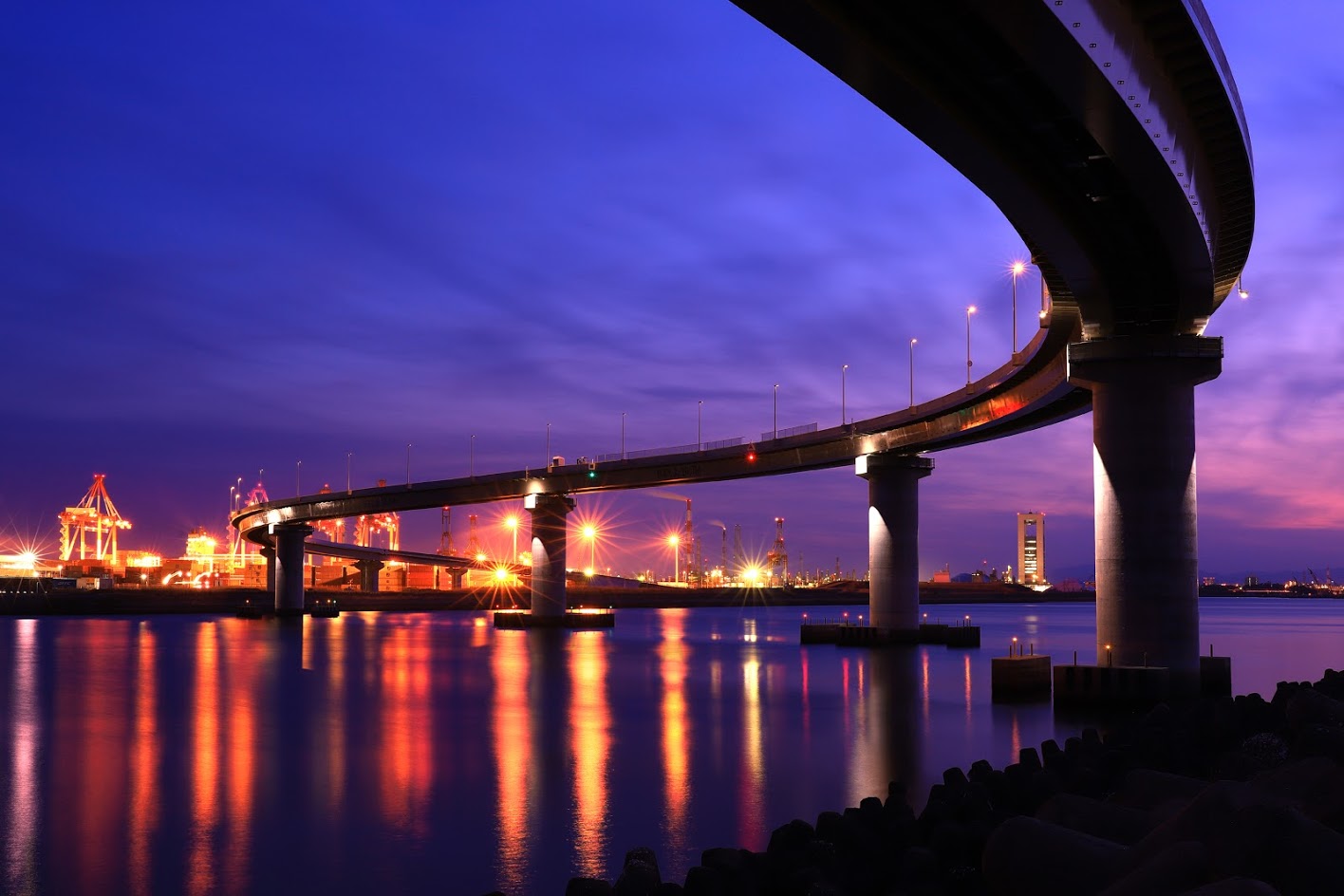 三重 SF映画のような世界観！個性豊かな四日市の工場夜景旅 - NICO STOP ニコストップ フォトライフスタイルWEBマガジン