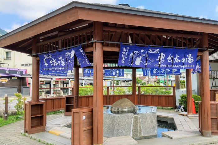 鬼怒川温泉への旅。温泉街で食べ歩き＆温泉・渓谷の景色を満喫 - びゅうたび