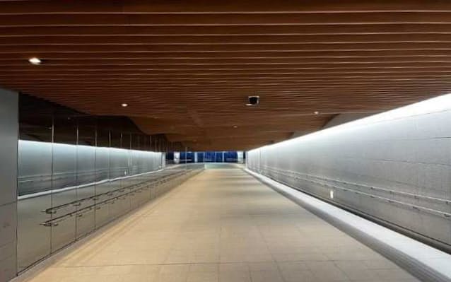 西新宿駅から都庁前駅へマドびっ！ Madosan's View