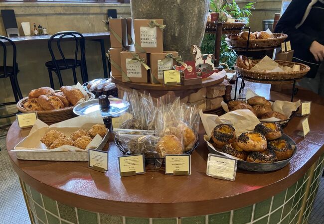 パンとエスプレッソと堺筋倶楽部 南船場 パン屋- Retty レッティ