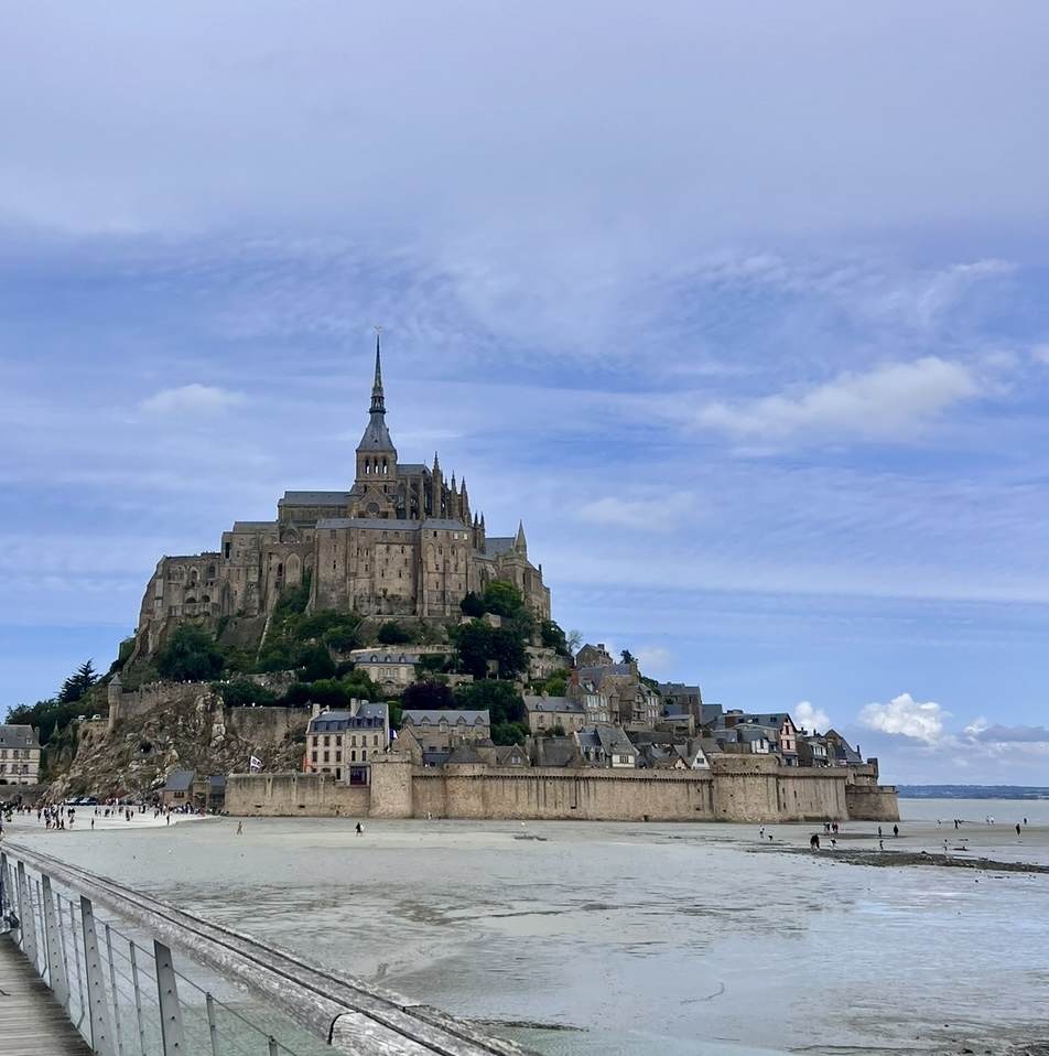 モン・サン・ミッシェルが建築された不思議な理由と見どころをご紹介FRANCE 365：フランス最新情報・フランス語学習お役立ち情報