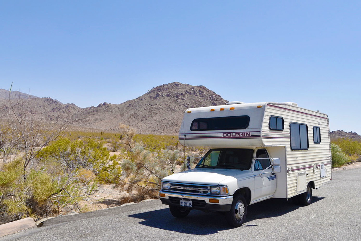 置物 オブジェ キャンピングカー メタルクラフト モデル フィギュア レトロ デコレーション インテリア 雑貨 リビング 書斎 玄関 棚 卓上