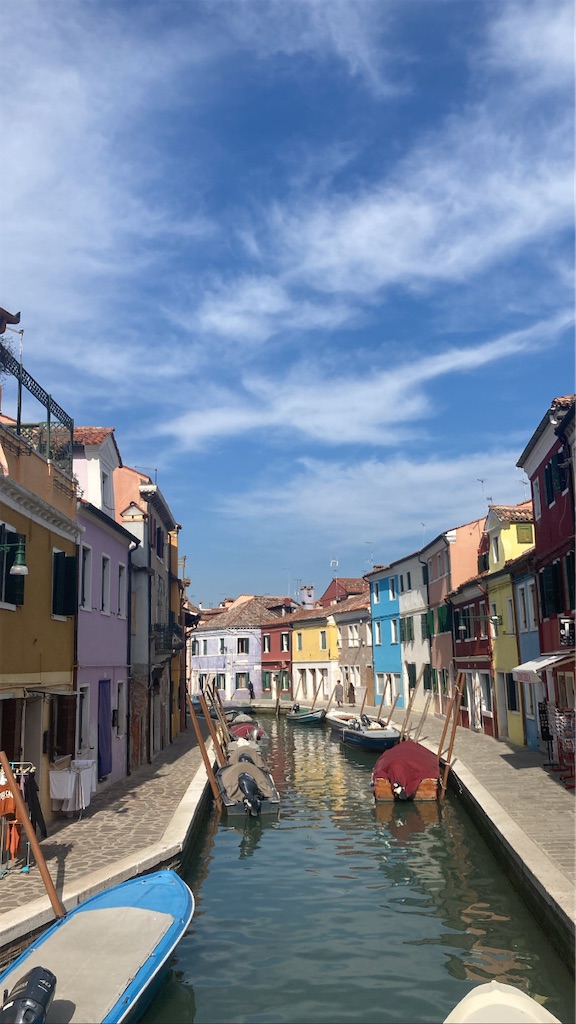 ヴェネツィアの可愛い離島「ブラーノ島」で、伝統のレース刺繍に触れる♪たびこふれ