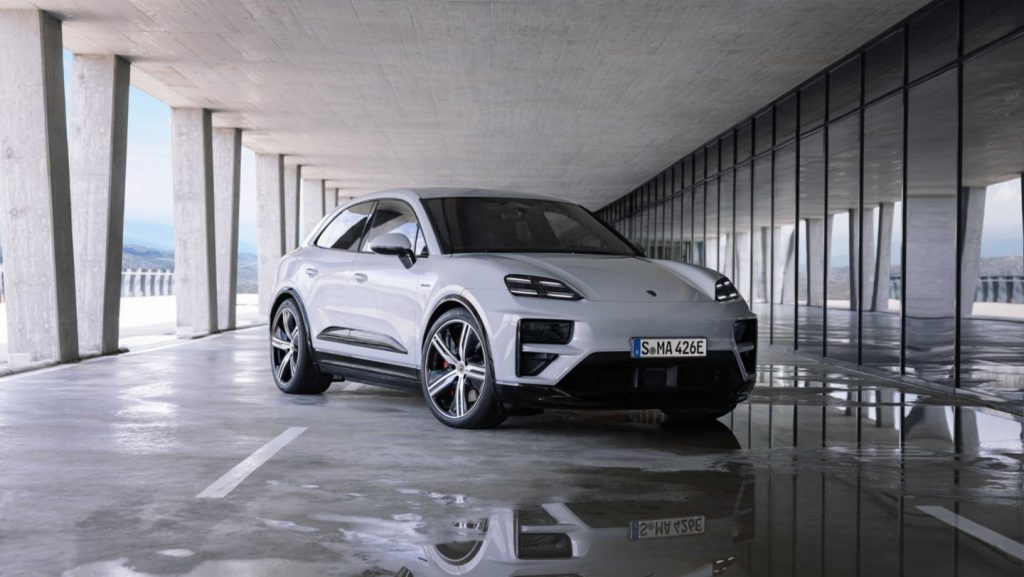 十項全能的豪華運動休旅Porsche Cayenne 精選套件全新上市 8891新車