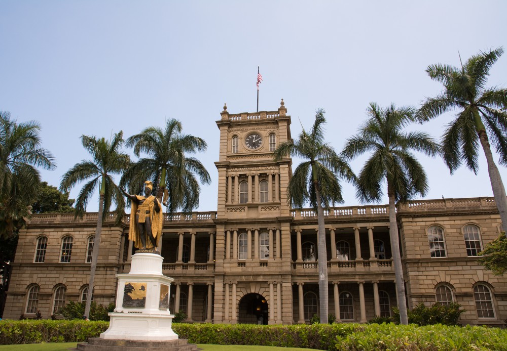 イオラニ宮殿ハワイ州観光局公式日本語サイト