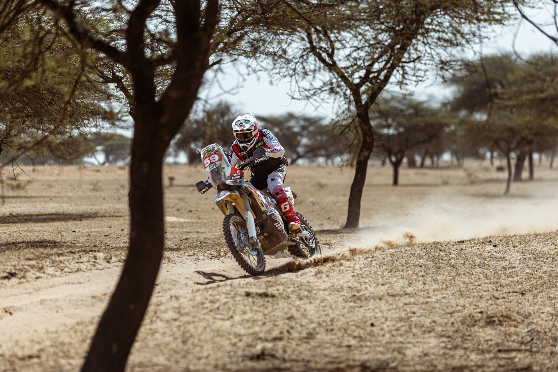 2025アフリカエコレースに向け、本日出国いたします。 - CAMPFIREキャンプファイヤー