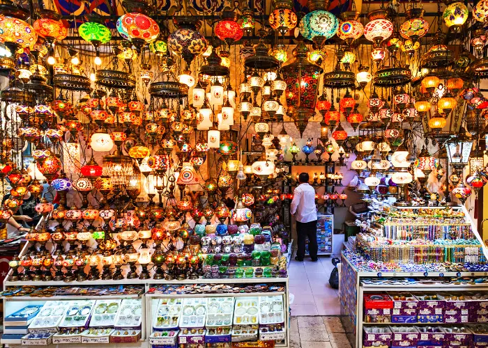 トルコ一人旅：エキゾチックな雰囲気漂うエジプシャン・バザールチェルブロ